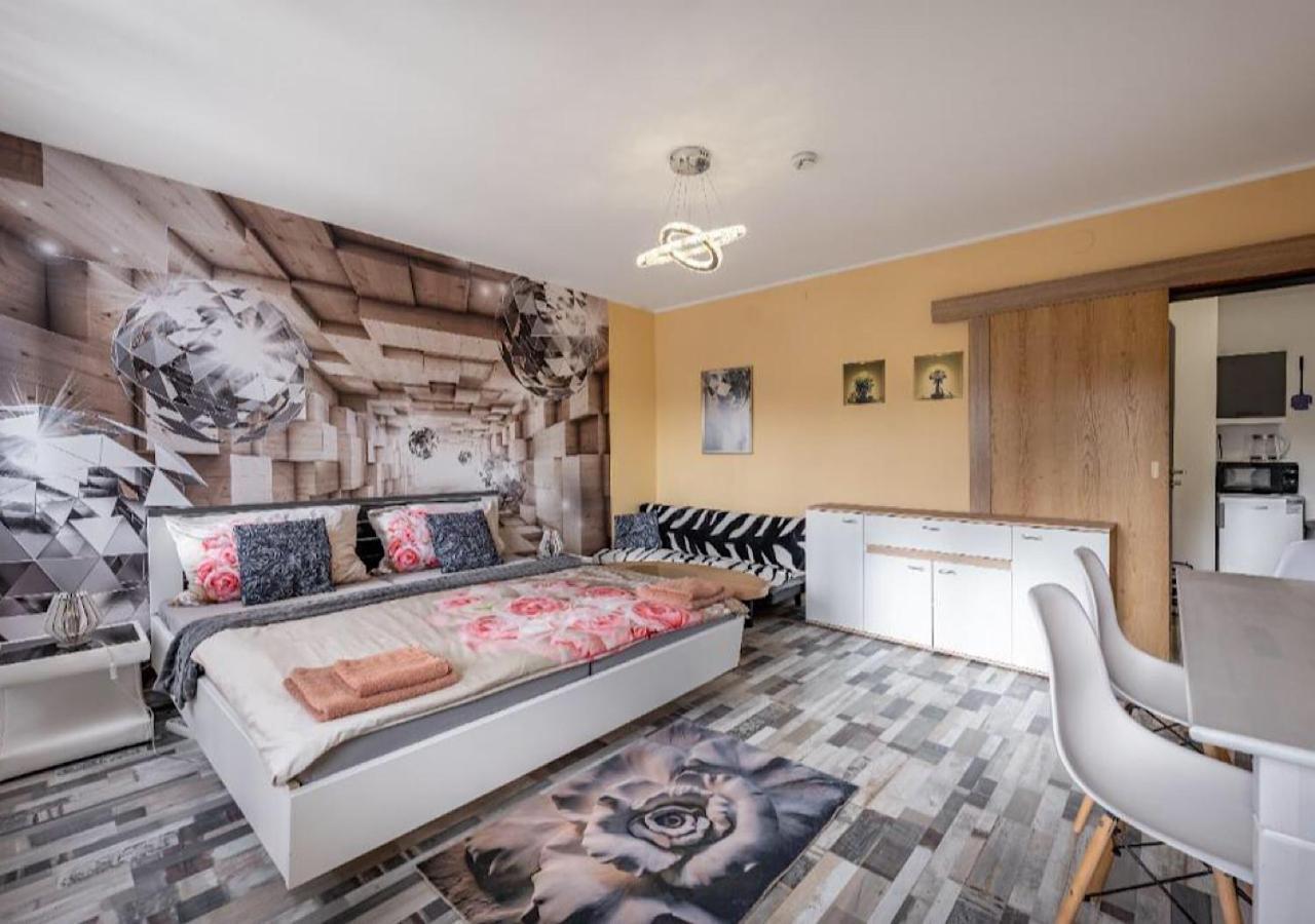 Hotel Lipno Pearl Lipno nad Vltavou Zewnętrze zdjęcie